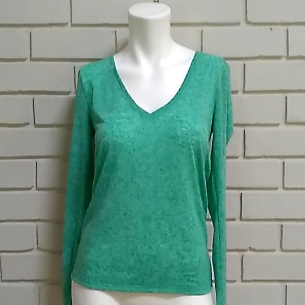 Victoria Secret Turquoise Green V-Neck Long Sleeve Blouse. Size XS